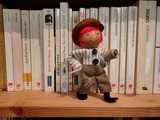 jenna pan création de personnages character design art doll poupée artiste marionnette france paper boy petit livreur de journaux rétro fait main old fashion vintage handmade ooak one of a kind puppet personnage camille morin