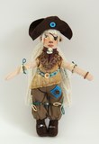 mini long haired pirate lady doll petite cheveux longs femme pirate bleu bandeau enfant aventure jenna pan poupée artiste fabrication artisanale ooak tissus couture modèle unique bijou laine rigolo 